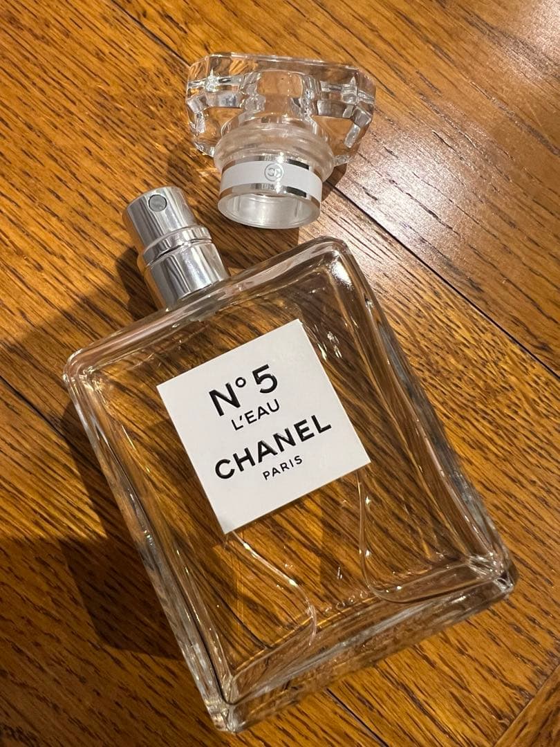 シャネル N°5 ロー オードトワレ（ヴァポリザター）CHANEL