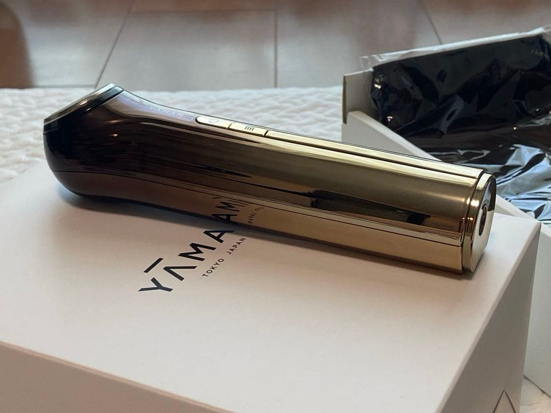 YA-MAN Bloom6 ヤーマン美顔器 充電器付き 2025年 百貨店購入品