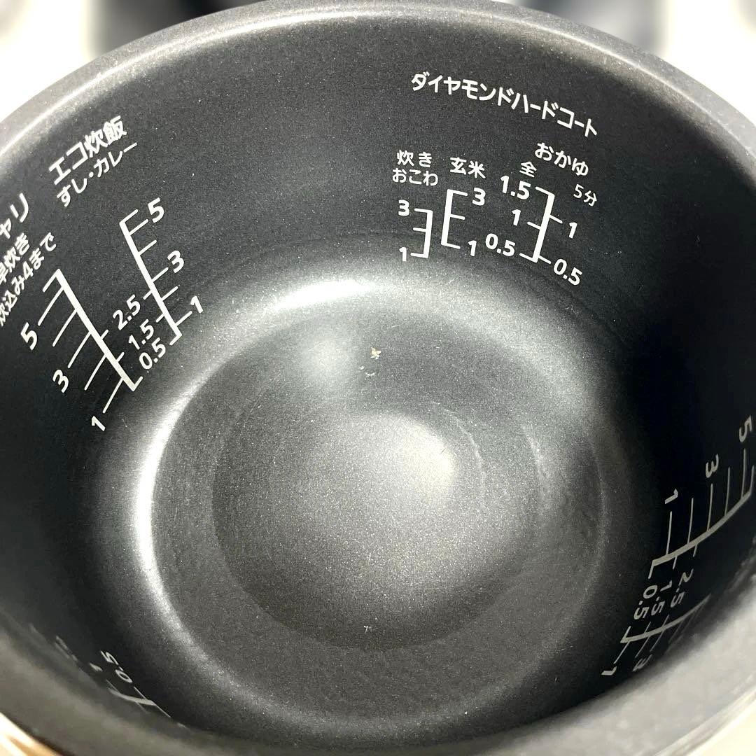 2022年製　Panasonic IHジャー炊飯器　SR-HBA101 5.5合
