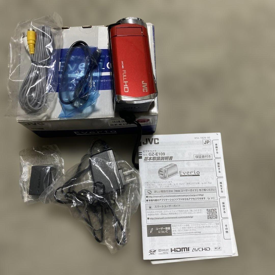 Everio JVC Everio GZ-E109-R ビデオカメラ 本体
