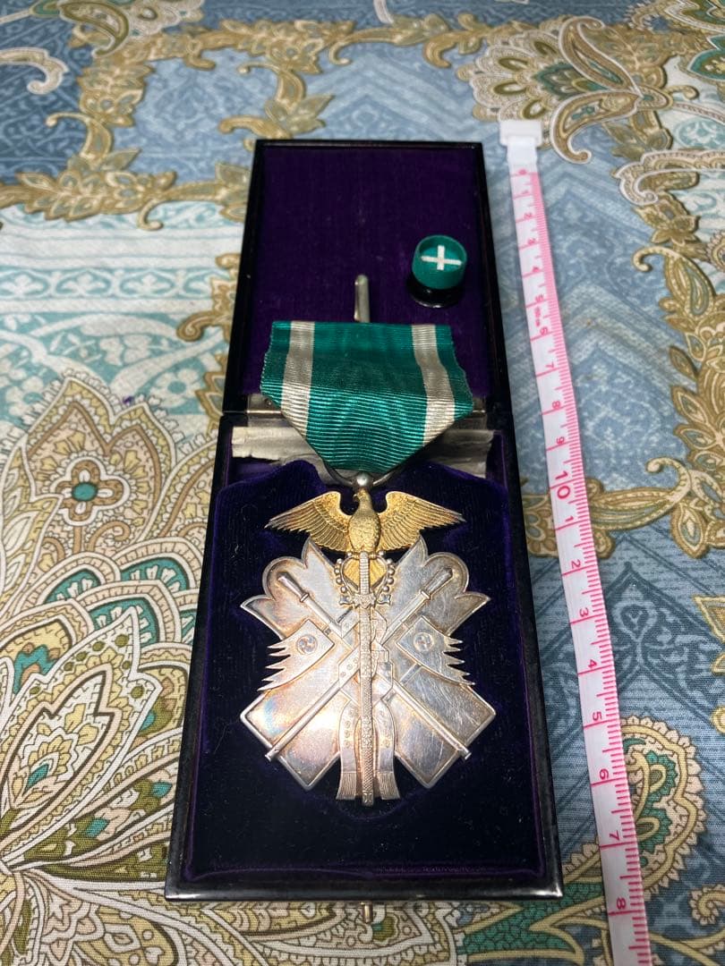 功七級金鵄勲章　勲章