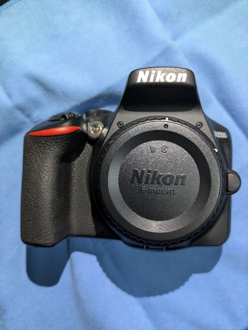 Nikon　D3500 ボディ　 　　　　　ショット数3,627回