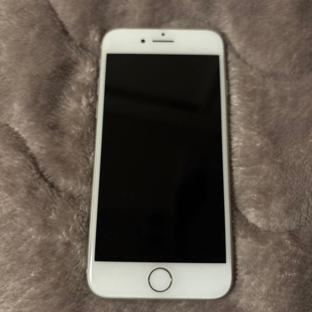 iPhone8 ホワイト 本体　simフリー