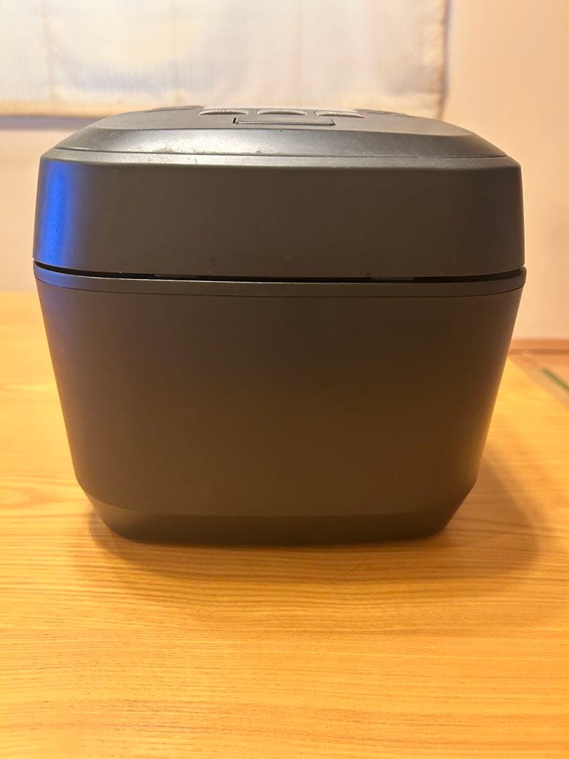 【2022製 美品‼️】HITACHI IH炊飯器 RZ-V100FM