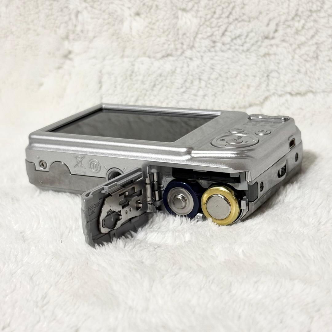 【極美品】FUJIFILM FINEPIX AX250 デジカメ デジタルカメラ