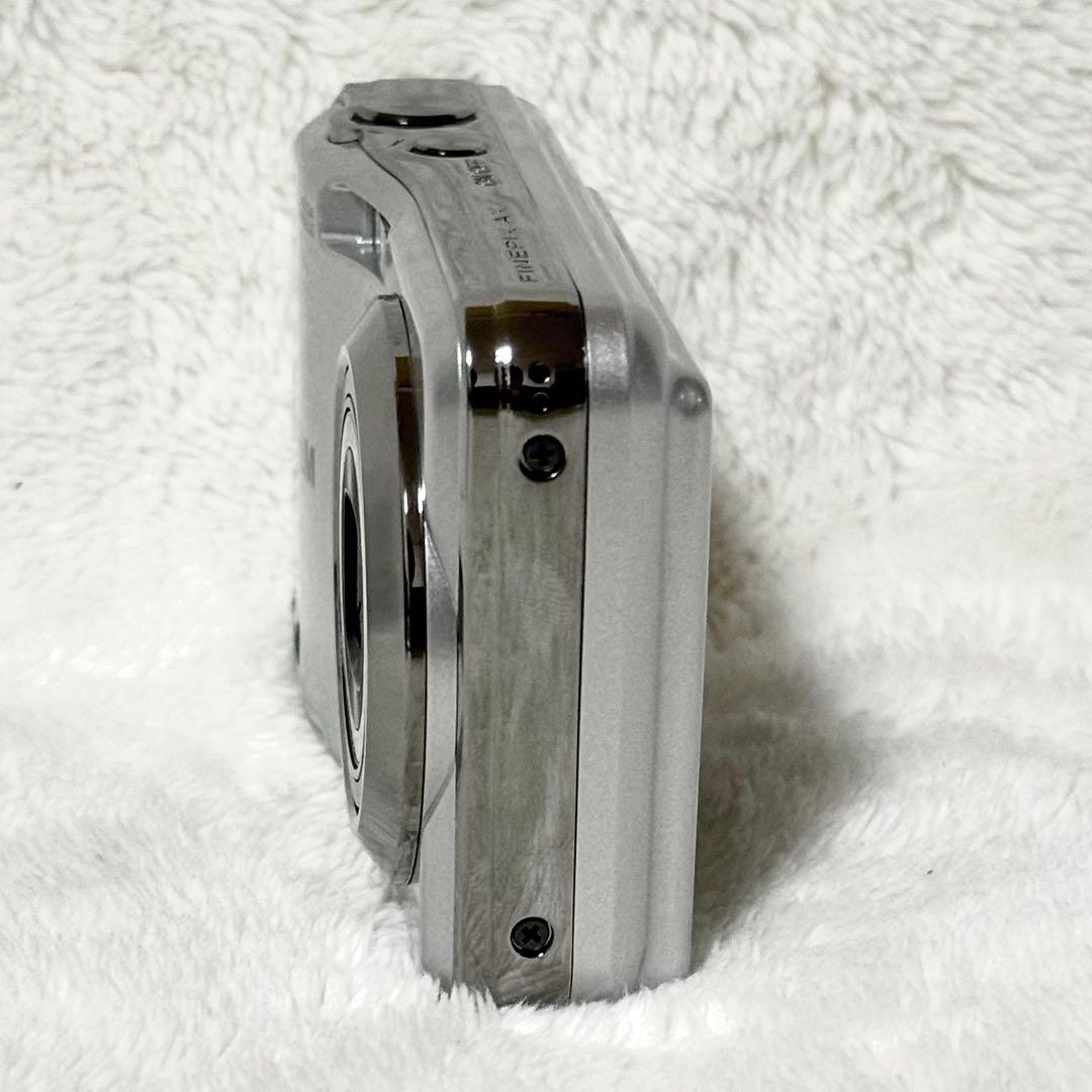 【極美品】FUJIFILM FINEPIX AX250 デジカメ デジタルカメラ