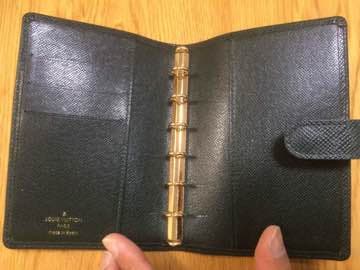 スケジュール帳  ルイ ヴィトン タイガ エピセア 正規品　中古　美品