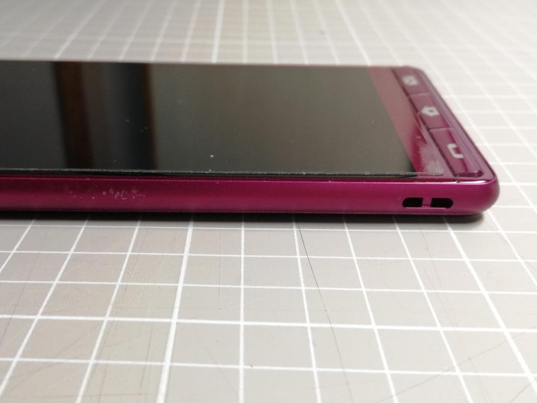 シンプルスマホ5 A001SH ワインレッド