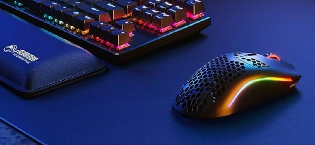 Glorious ワイヤレス ゲーミングマウス マットホワイト