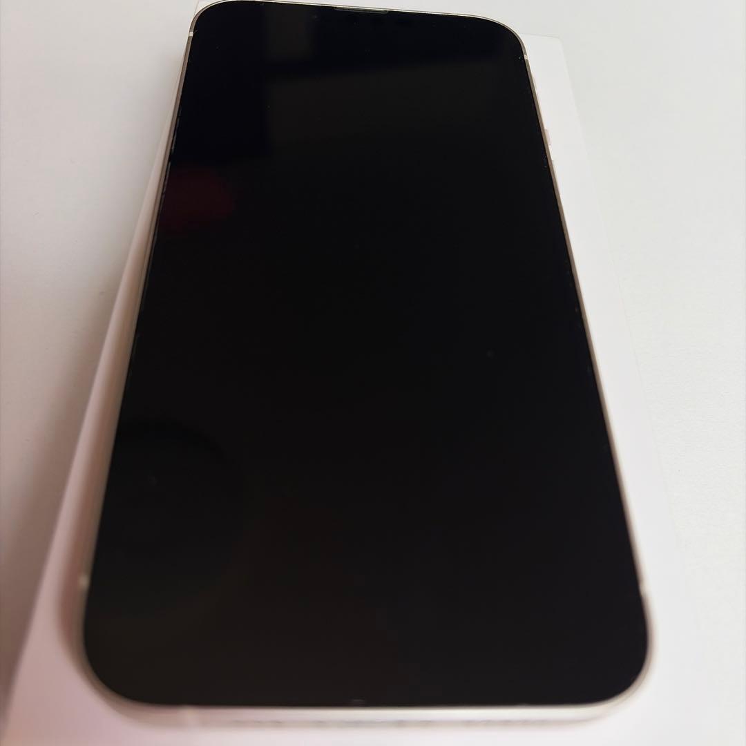 Apple iPhone13 256GB スターライト　simフリー
