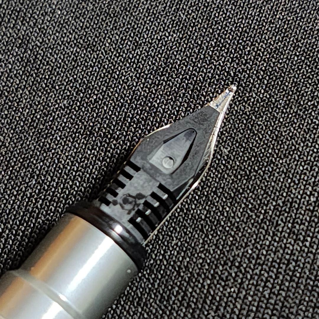 TOMBOW トンボ ZOOM101 万年筆 カーボン ジュラルミン