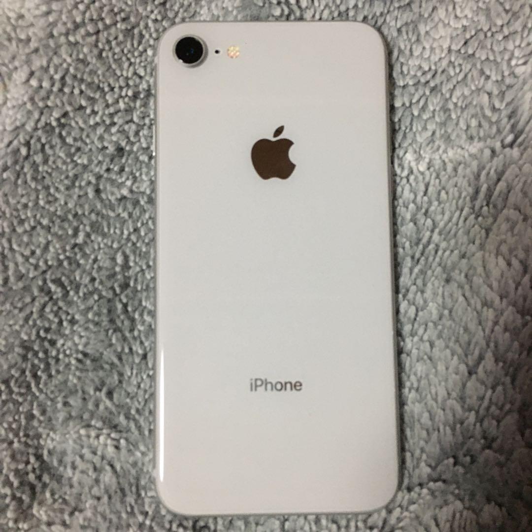 スマートフォン本体 iPhone 8 64GB docomo