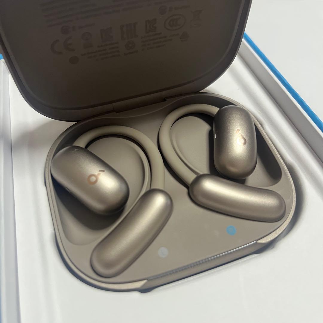 Anker Soundcore AeroFit 2 ワイヤレスイヤホン