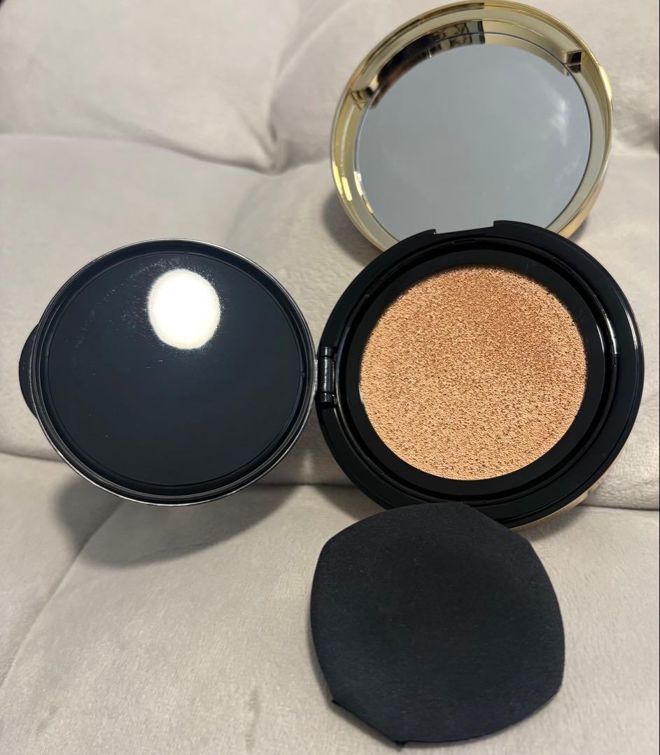 YSL クッションファンデーション ブラック