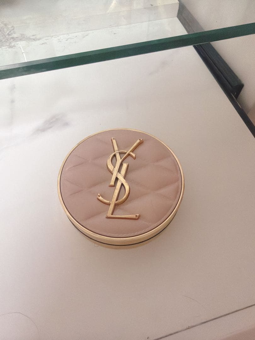 YSL ラディアントタッチグロウパクト　限定　ピンク