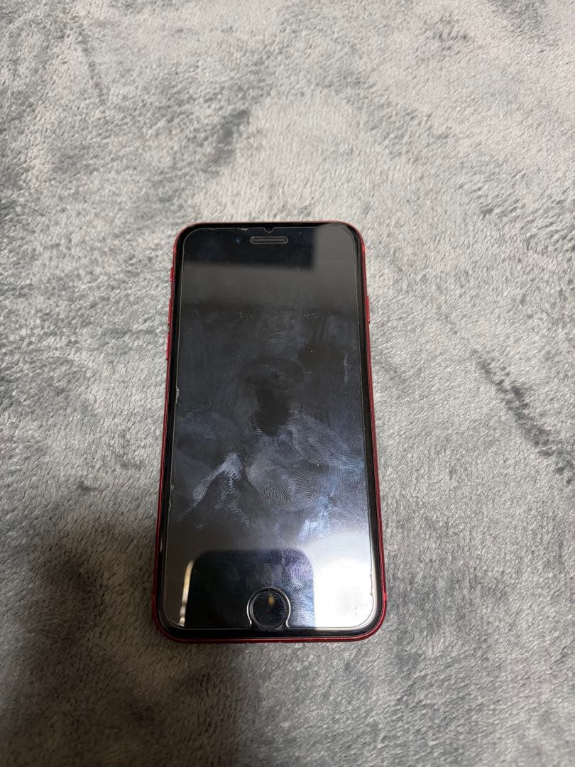 お*り様 iPhone8 256GB カバー付き