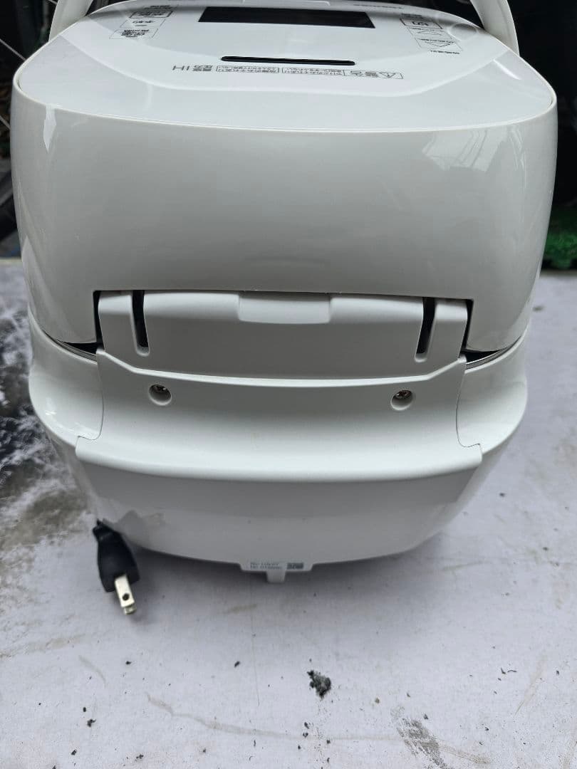 TOSHIBA 真空圧力IH炊飯器 RC-10vxt 2023