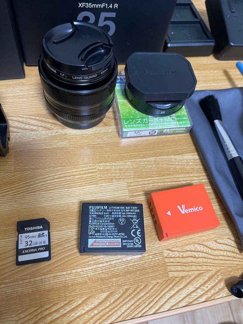 Fujifilm X-T3 カメラ 本体と付属品+ Lens 35 f1.4
