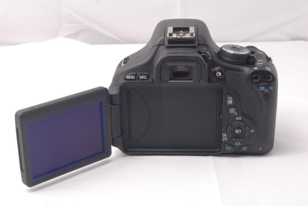 Canon EOS Kiss X5★一眼レフカメラ★手ぶれ補正レンズ★元箱あり☆