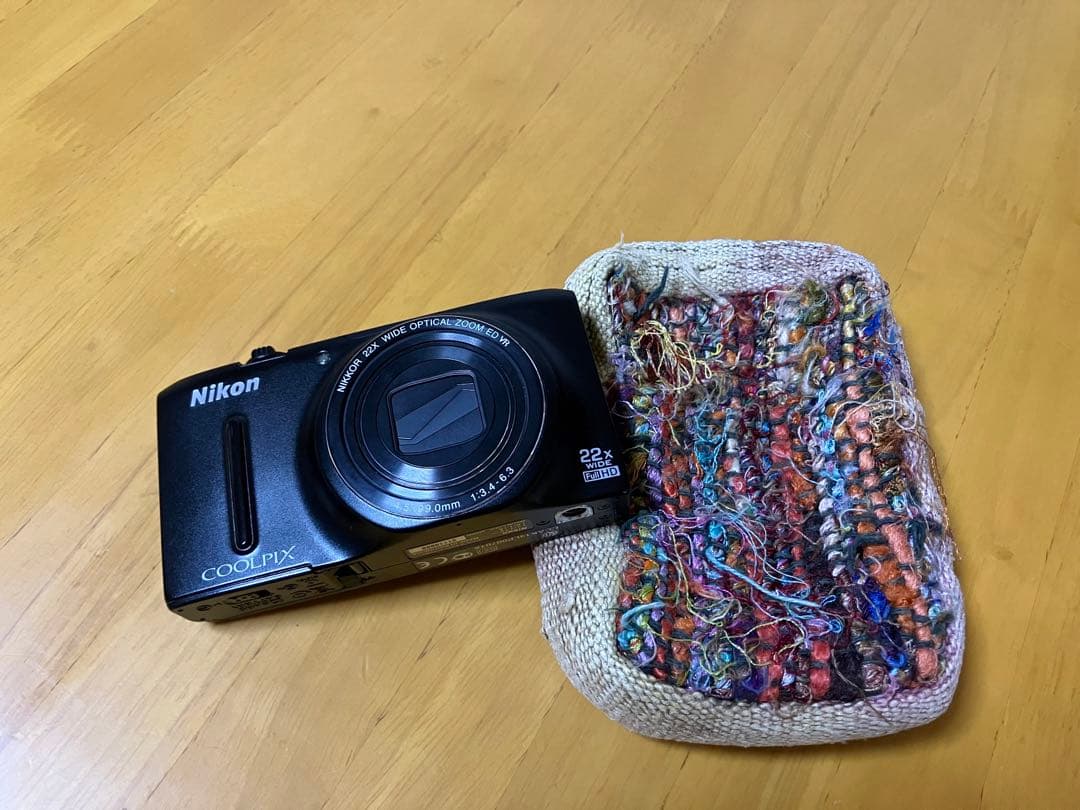 Nikon COOLPIX S9500 デジタルカメラ【美品】
