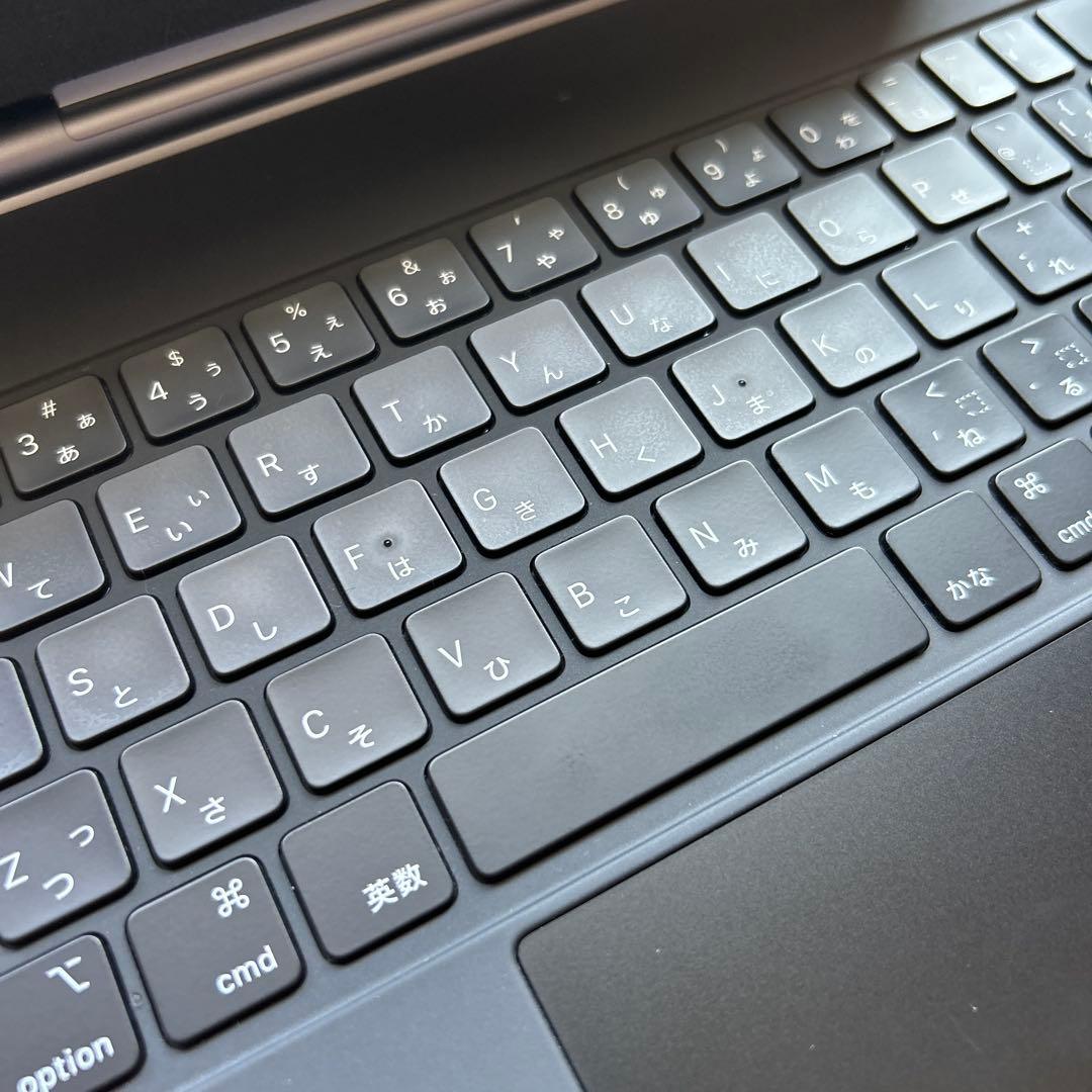 iPad Pro 11インチ　第4世代 Wi-Fiモデル　キーボード等セット