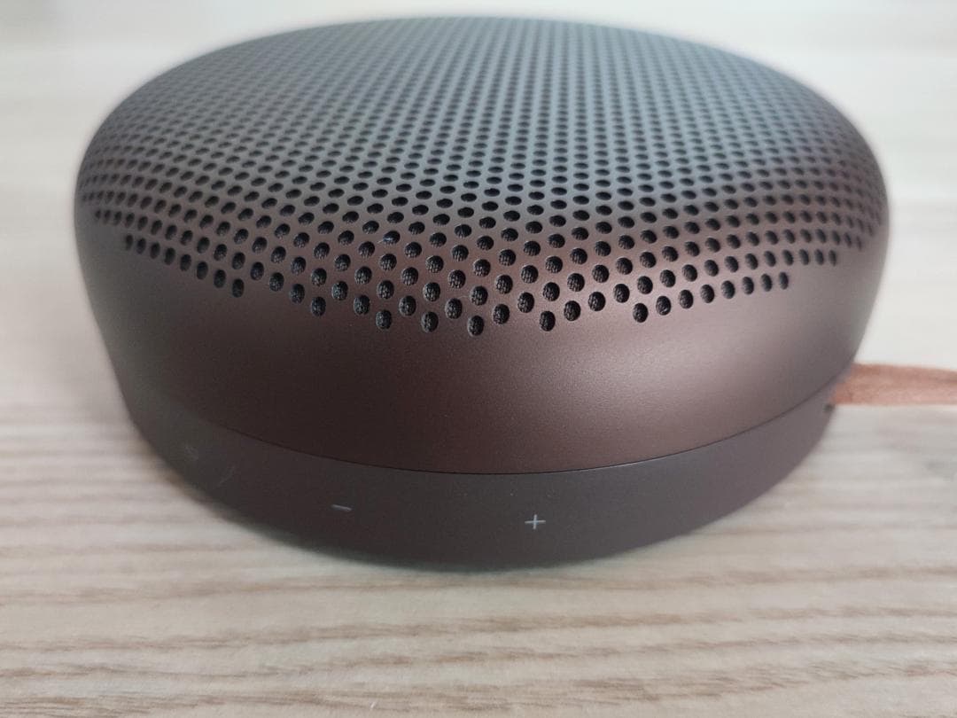 Bang & Olufsen スピーカー B&O Beosound A1 栗色