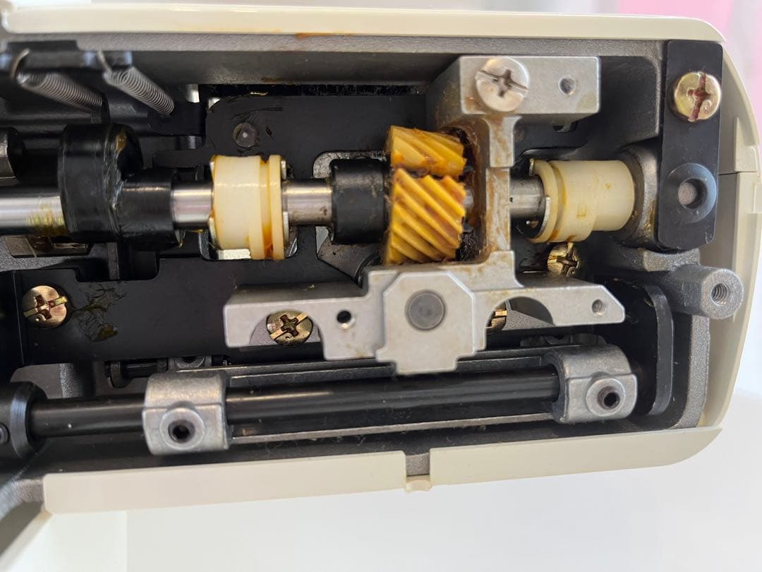 JUKI 電子ミシン本体　HZL-50Z 家庭用　リーザ