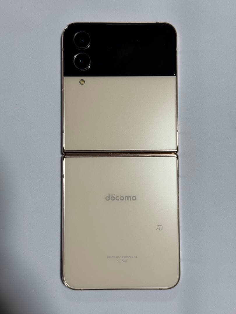 Galaxy Z Flip4 5G SC-54Cdocomo版 SIMフリー