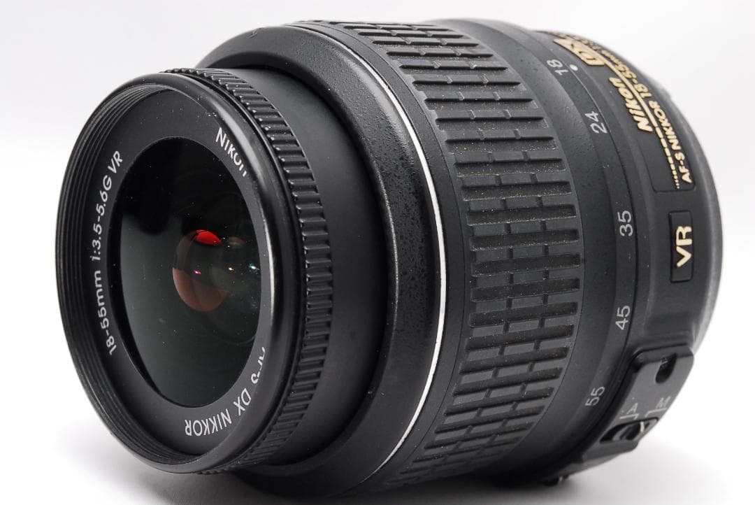 Nikon D5500 Wi-Fi転送機能搭載 自撮り ニコン 一眼レフカメラ
