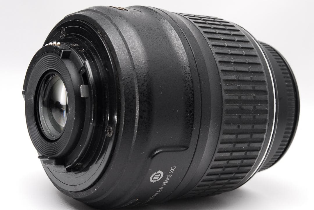 Nikon D5500 Wi-Fi転送機能搭載 自撮り ニコン 一眼レフカメラ