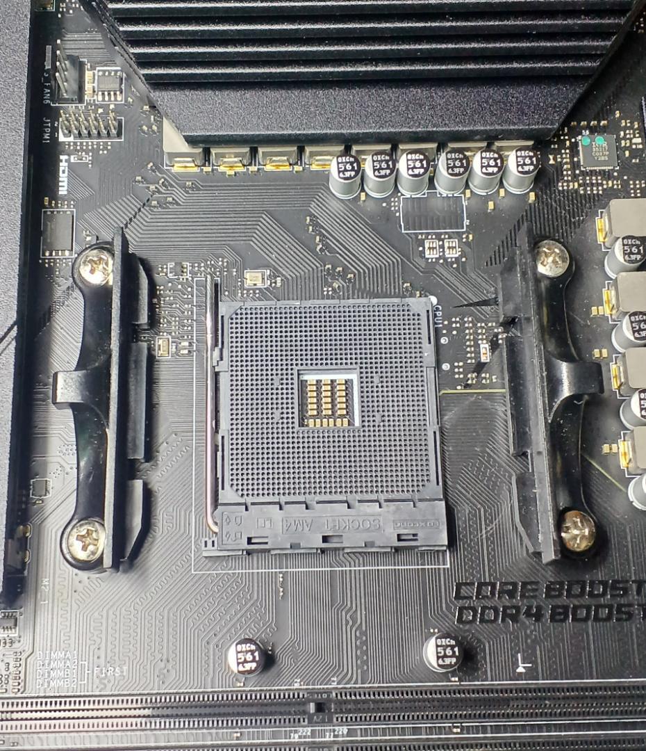 MSI B550 GAMING PLUS マザーボード