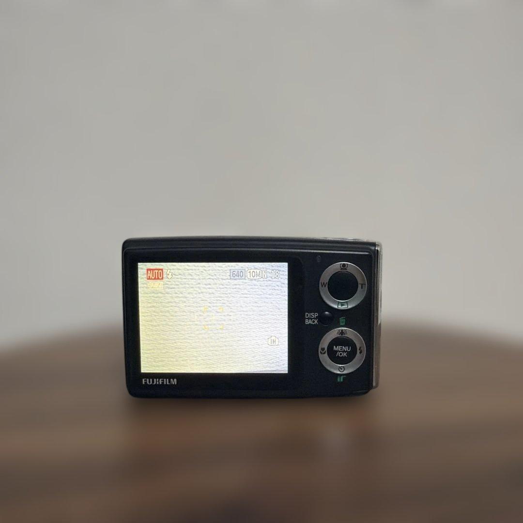 【オールドコンデジ】 FUJIFILM FinePix Z20fd