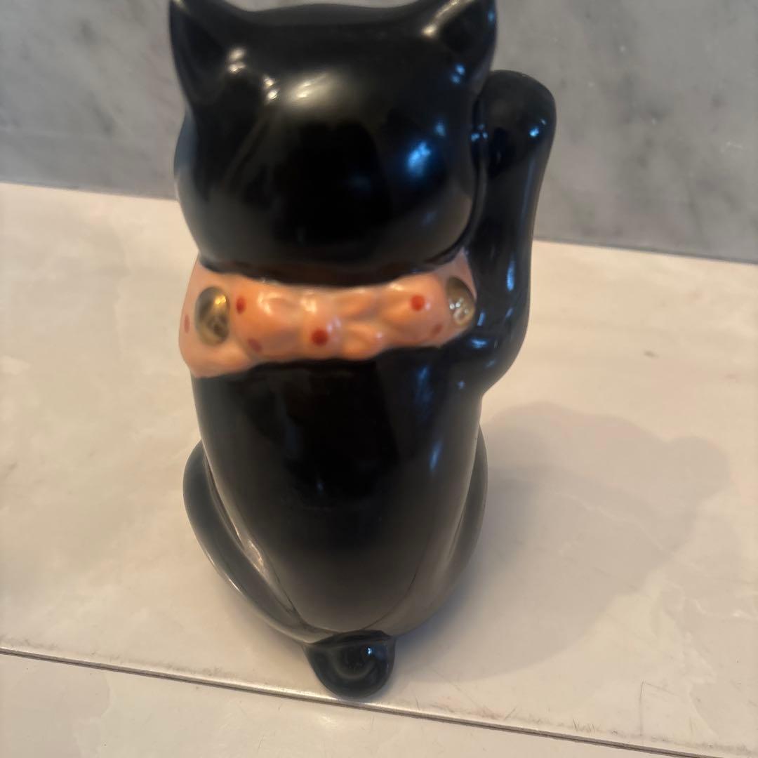 新品80年代ヴィンテージ妖艶な瞳と金彩のまつ毛、おヒゲが美しいモダンな招き猫民藝