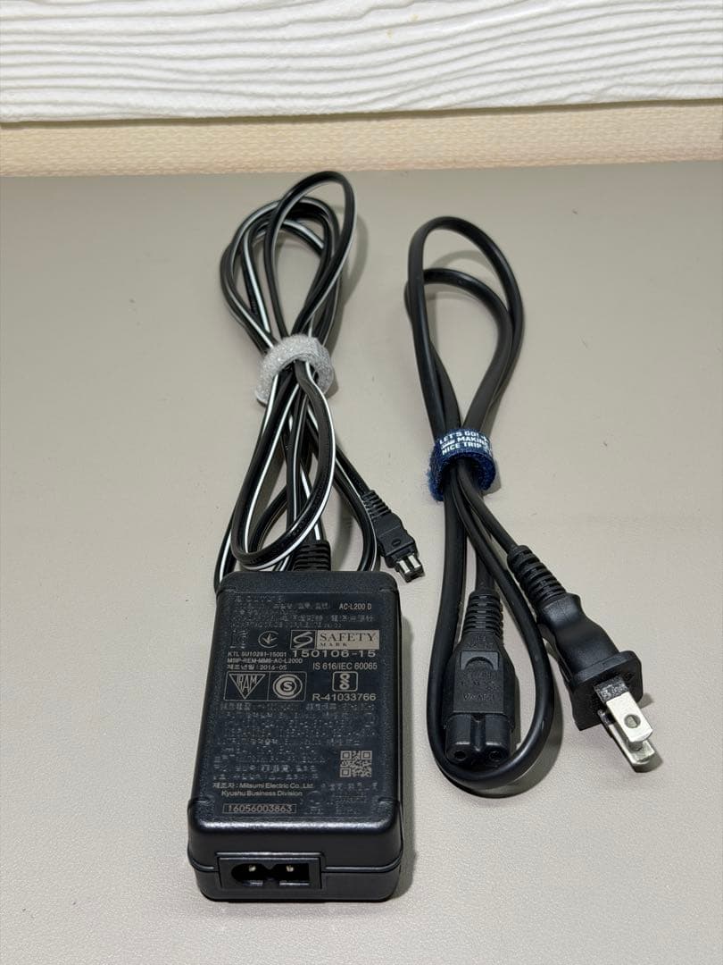 ソニー　ハンディカム　HDR-XR520V
