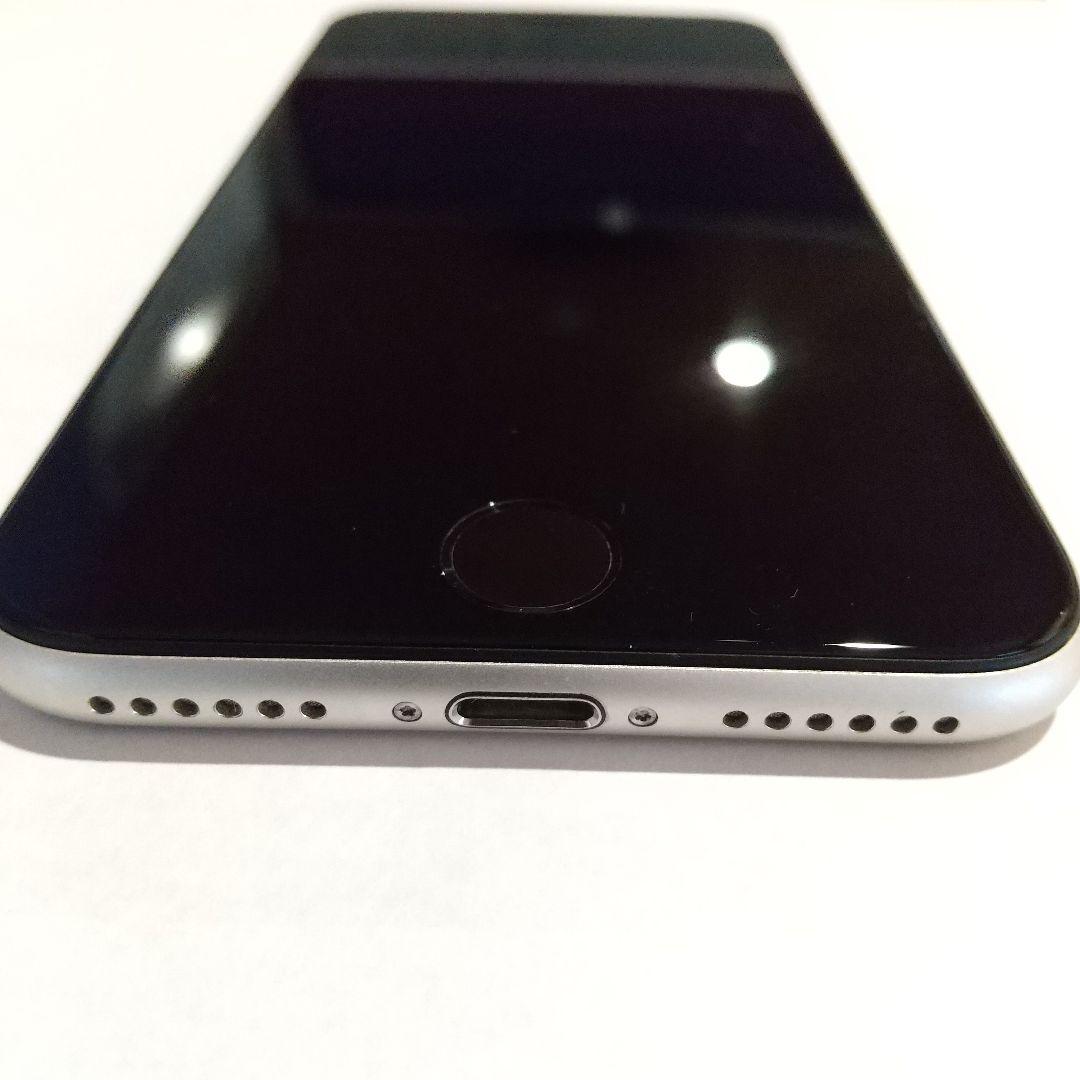 iPhone SE3 64Gb SIMフリー スターライト　白色　603021