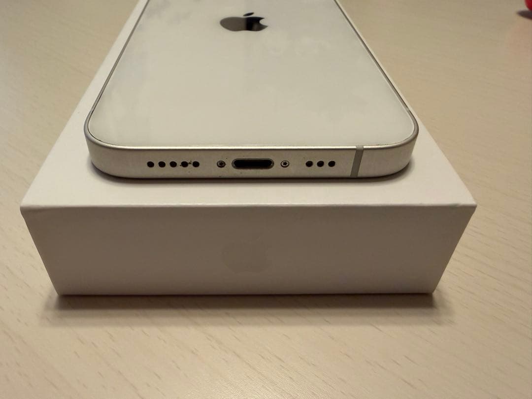 iPhone14 128GB SIMフリー ○判定 バッテリー84% 箱あり