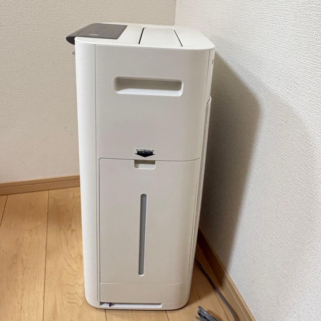 SHARPシャープ 加湿空気清浄機 KI-HS70-W 2018年製