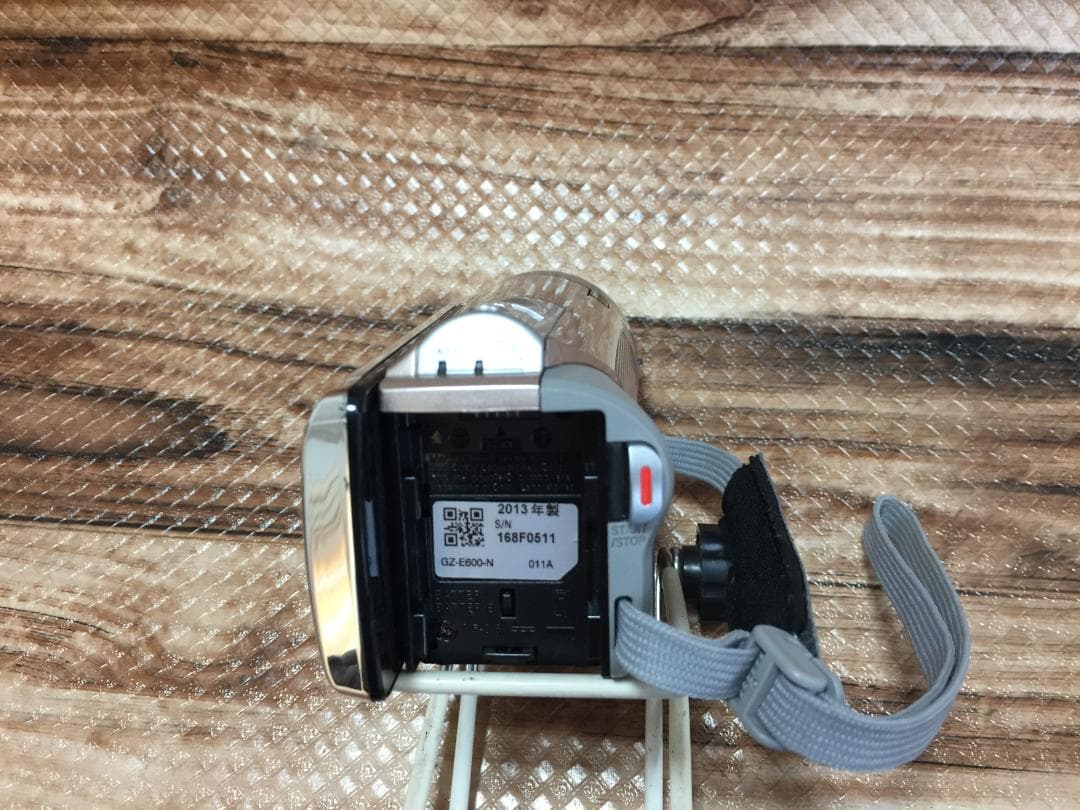 撮影画像あり 美品　JVC　GZ-E600　付属品あり　動作良好