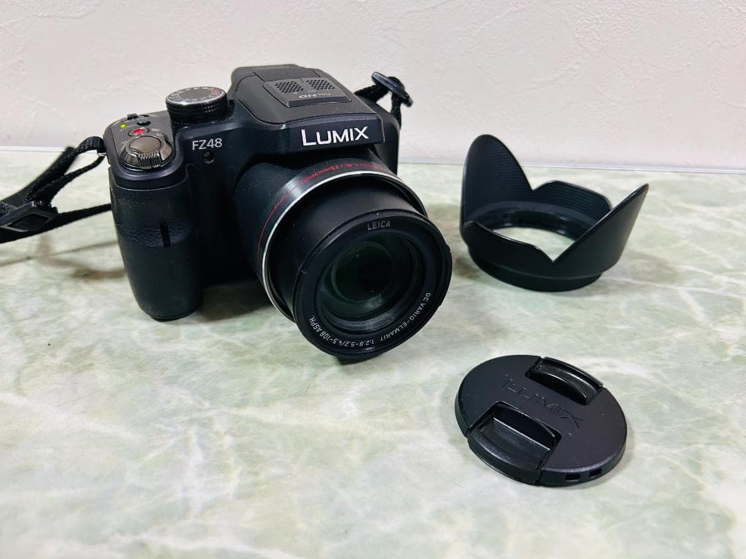 Panasonic デジカメ LUMIX DMC-FZ48 純箱あり　付属品あり