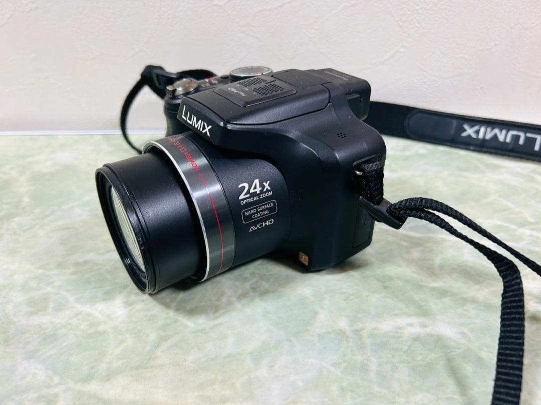 Panasonic デジカメ LUMIX DMC-FZ48 純箱あり　付属品あり