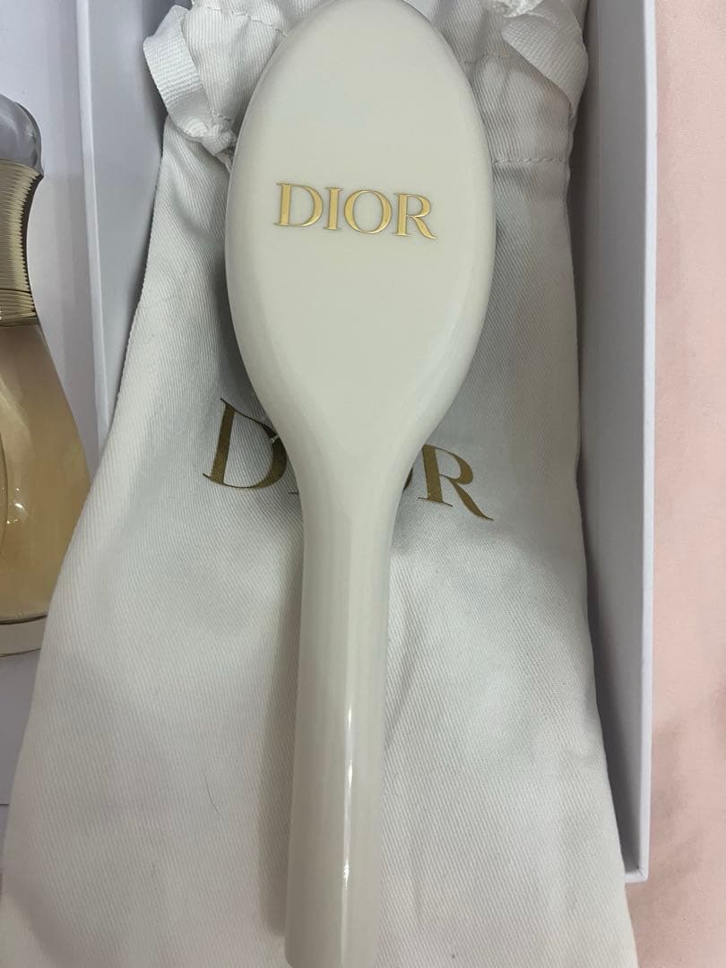 dior バースデーギフト ジャドールヘアミスト ヘアブラシ