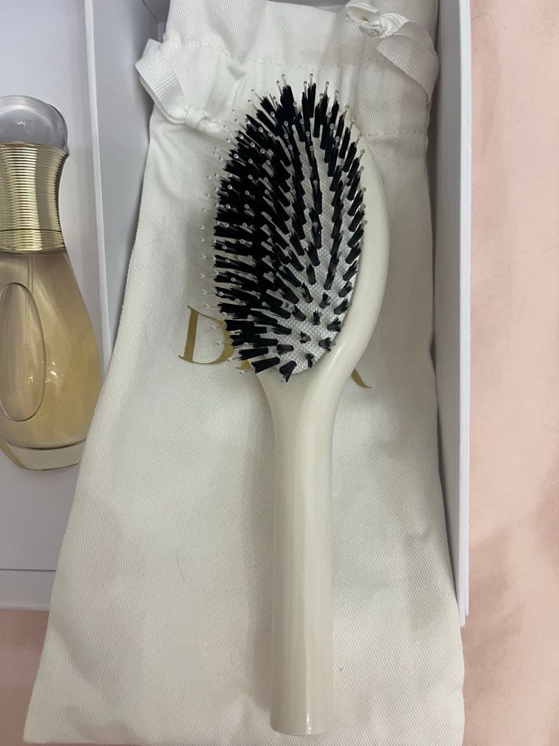 dior バースデーギフト ジャドールヘアミスト ヘアブラシ