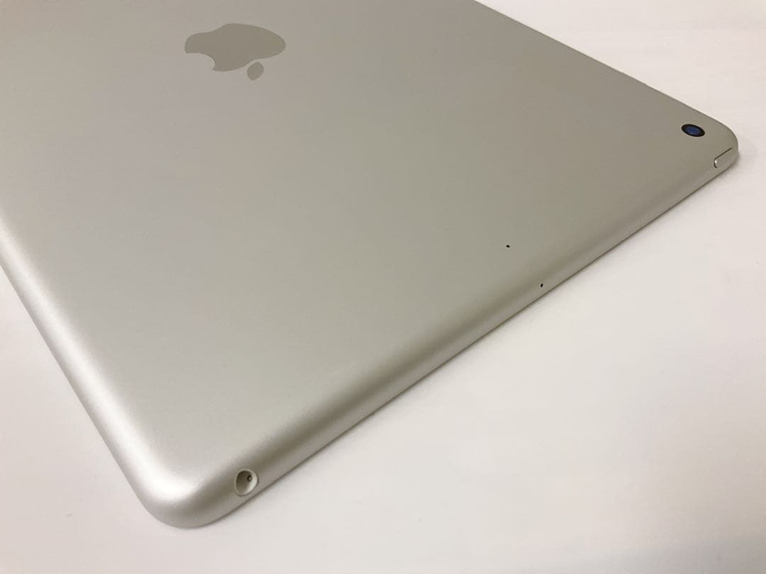 【美品・BT93％】iPad 第8世代 32GB Wifiモデル スペースグレイ