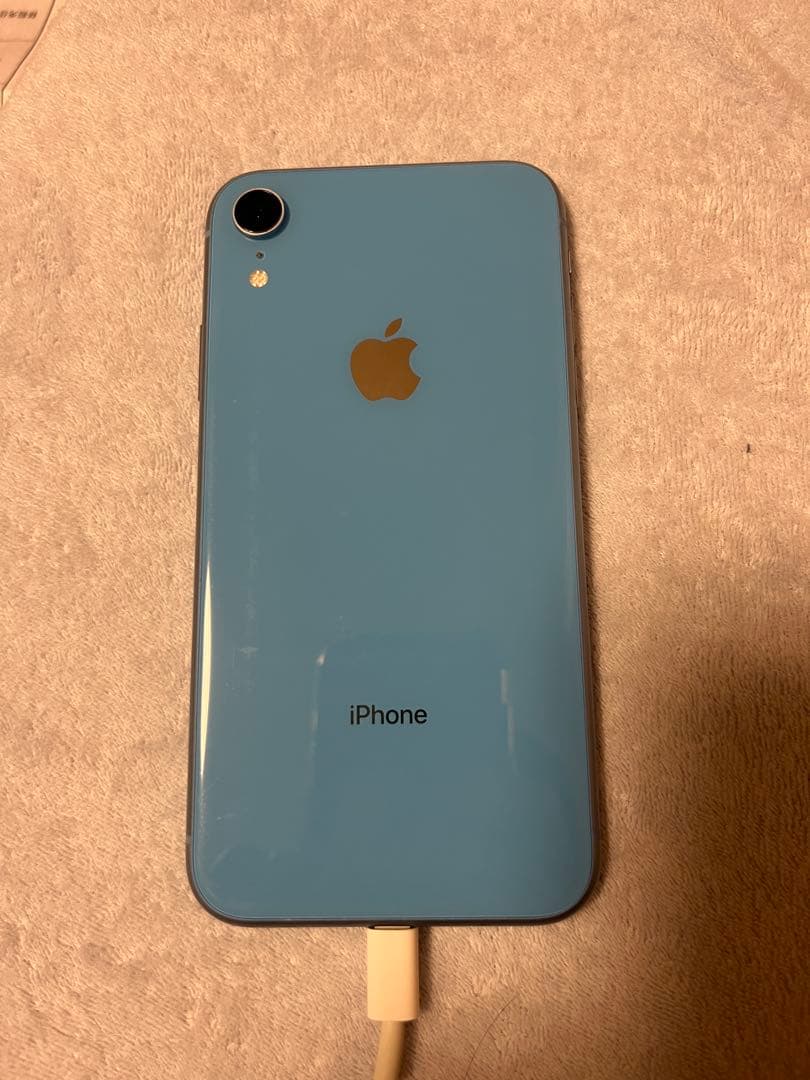 Apple iPhone XR ブルー　64G