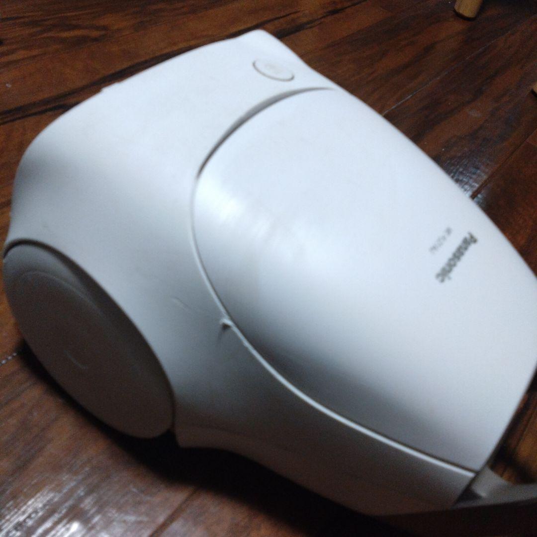 パナソニック 紙パック式掃除機 2023年製 中古品 高年式