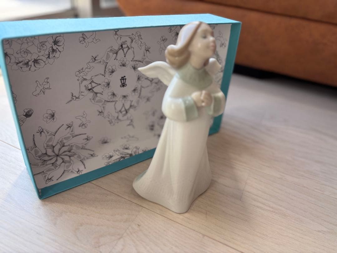 リヤドロ置物 天使 新品 人形 置物 LLADOR おしゃれ陶器製アンティーク