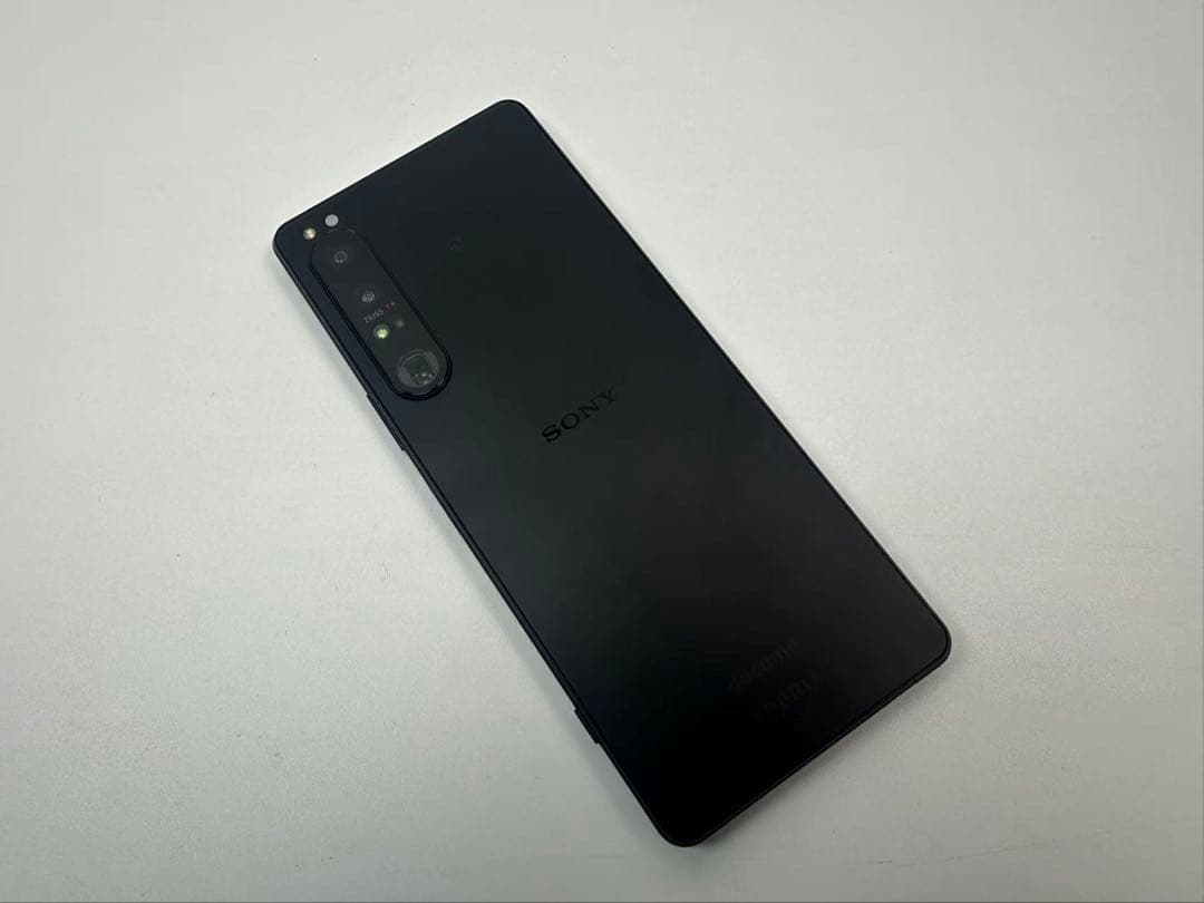 美品 SONY Xperia 1 IV docomo so-51c 黒