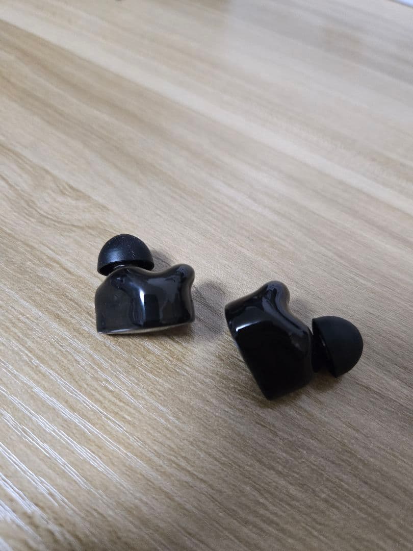 m*o様 qdc SUPERIOR 状態良好　サードパーティ製リケーブル付き　梱