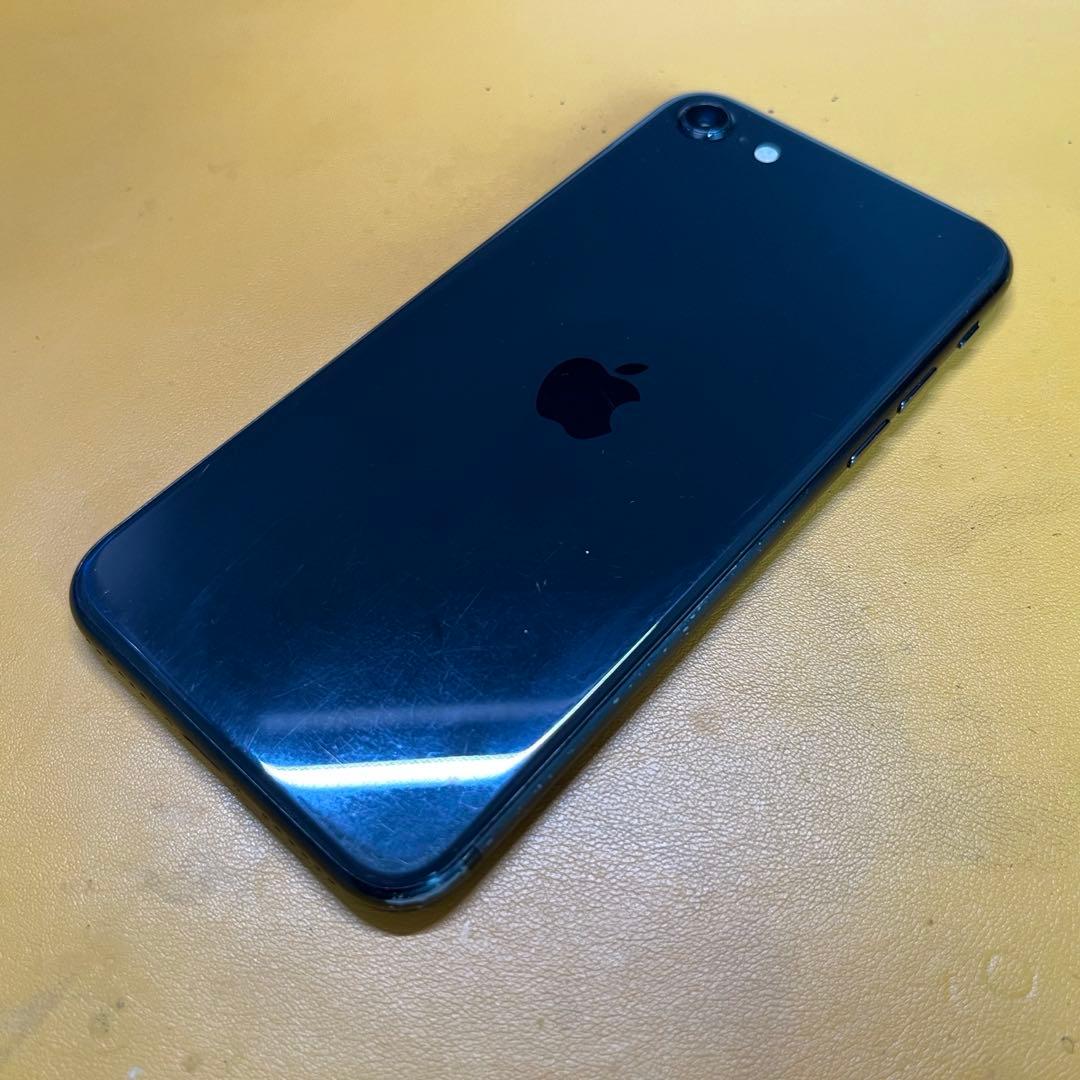 iPhoneSE2 64GB SIMフリー ジャンク