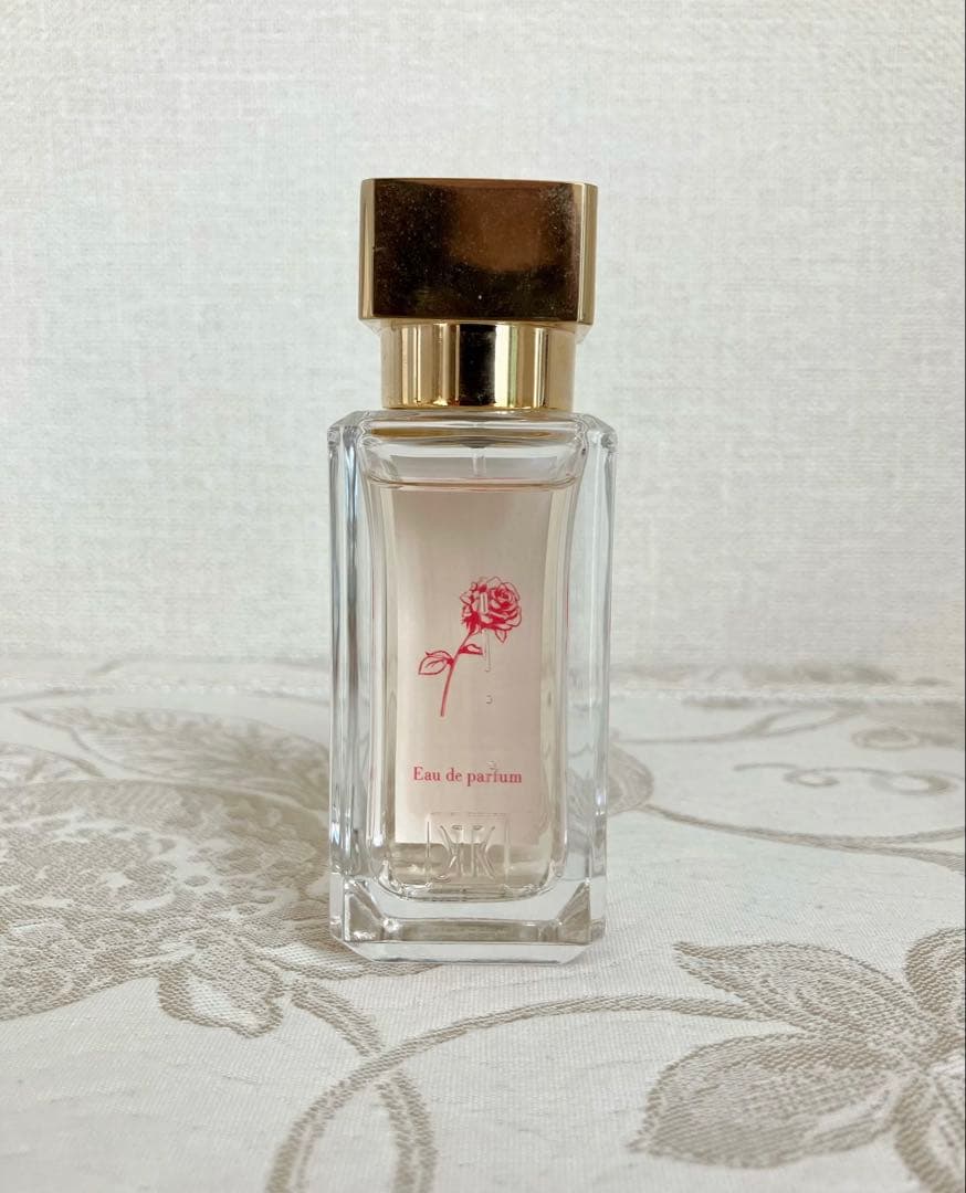 À la rose Eau de parfum 香水　残量95%